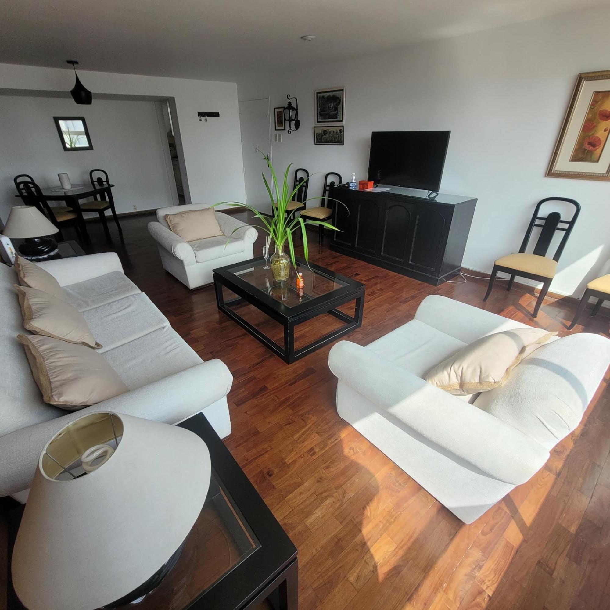The Guest House 1 At The Booming Center Of Miraflores, Lima - Peru Экстерьер фото